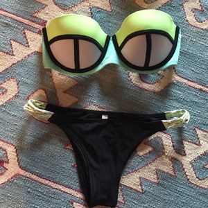 Colorblock bikini